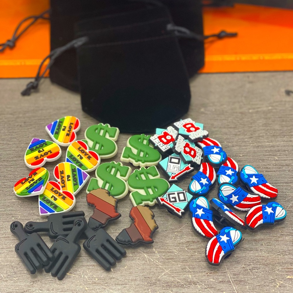 Assorted shoe charm bundle buy them all for 1 flaf price. Get everything!